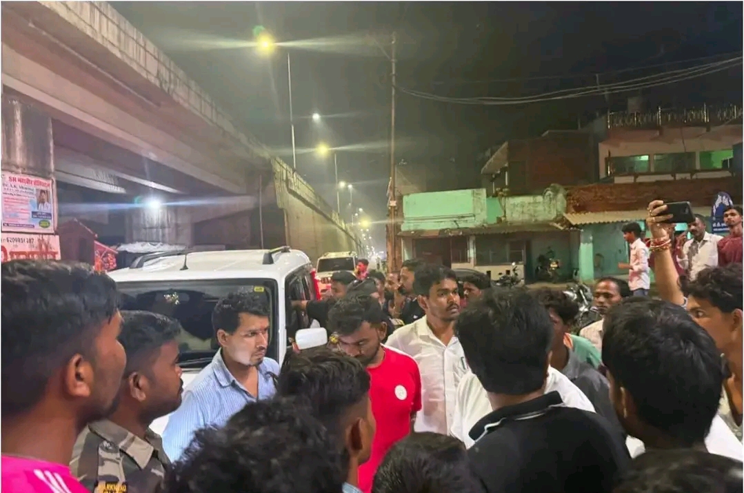 डुमरी में दर्दनाक सड़क हादसा, दो लोगों की मौत; दो गंभीर रूप से घायल