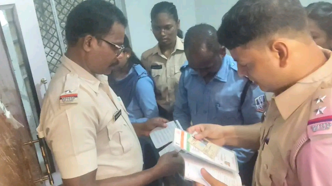 साइबर अपराध के खिलाफ कुल्टी में पुलिस का बड़ा अभियान, कई ठिकानों पर छापेमारी