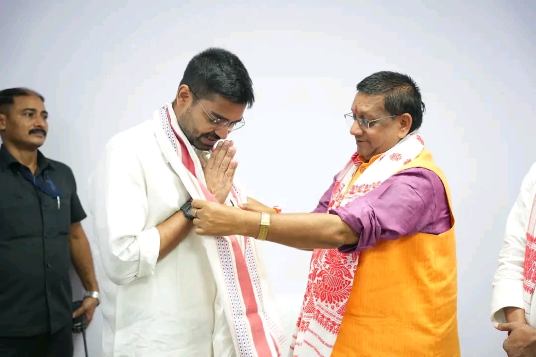 पटना में दीपक प्रकाश ने पथ निर्माण मंत्री कुमार शैलेन्द्र से की मुलाकात, जनहित के मुद्दों पर चर्चा
