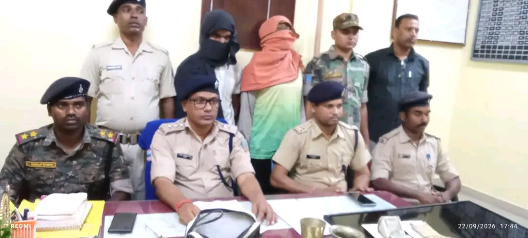 सिंदरी में तीन क्वार्टरों में चोरी का खुलासा, दो आरोपी गिरफ्तार; चोरी का सामान और नकदी बरामद