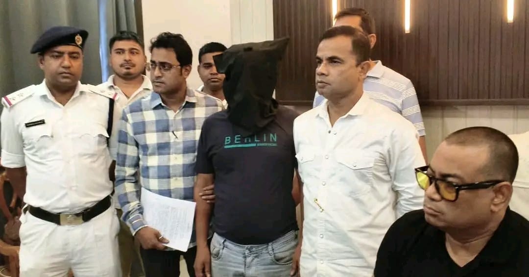 सिलीगुड़ी जंक्शन से 35 लाख रुपये के सोने के साथ युवक गिरफ्तार