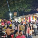 दुर्गापूजा की तैयारियां चरम पर, धनबाद के बाजारों में लौटी रौनक; खरीदारी को उमड़ी भीड़