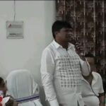 Baliyapur: मुकुंदा में सांसद ढुल्लू महतो के सामने रैयतों ने रखीं मांगें, 125 एकड़ जमीन अधिग्रहण का मुद्दा गरमाया
