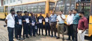 Dhanbad: DAV मुनिडीह और DM पब्लिक स्कूल पुटकी में स्कूली वाहनों की जांच, करीब ₹1 लाख जुर्माना