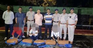 मुरी रेलवे स्टेशन पर ‘ऑपरेशन NARCOS’ के तहत RPF की बड़ी सफलता: ₹20 लाख के 40 किलो गांजे के साथ बिहार के 3 तस्कर गिरफ्तार