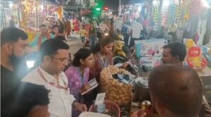 हीरापुर हटिया मोड़ पर फूड सेफ्टी विभाग की छापेमारी: त्योहारों के मद्देनजर खाद्य कारोबारियों में मचा हड़कंप