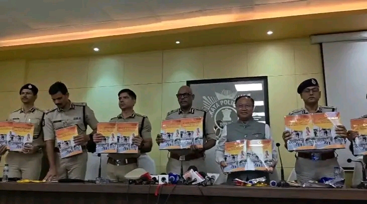 कोलकाता में दुर्गा पूजा की सुरक्षा के लिए 12 हजार जवानों की तैनाती, 14 जगहों पर रहेंगी एंबुलेंस