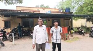 धनबाद में साइबर ठगी का आरोप, मोबाइल चोरी के बाद दो बैंक खातों से 2.14 लाख रुपये गायब