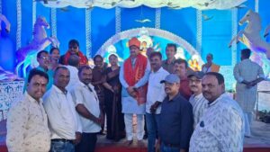 धनबाद में विधायक राज सिन्हा ने चार दुर्गा पूजा पंडालों का किया उद्घाटन