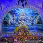 धनबाद के मनईटांड़ में समुद्र मंथन की थीम पर बना भव्य दुर्गा पूजा पंडाल