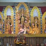 धनबाद: लुबी सर्कुलर रोड में आकर्षक पंडाल और रंग-बिरंगी रोशनी ने बढ़ाई दुर्गा पूजा की रौनक