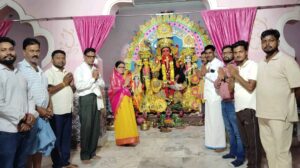 घड़बड़ दुर्गा पूजा महोत्सव में शामिल हुईं तारा देवी, क्षेत्र की सुख-समृद्धि की कामना की
