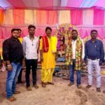 विजयादशमी पर धोखरा दुर्गा पूजा पंडाल पहुंचे सिंदरी विधायक चंद्रदेव महतो