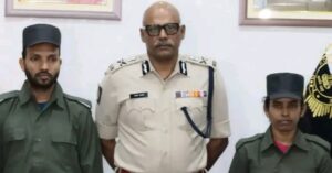 झारखंड से जुड़े माओवादी दंपति मंगल और मालती ने कोलकाता में किया आत्मसमर्पण