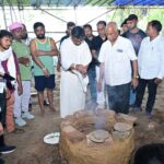 मां रूपी सोरेन के श्राद्धकर्म में सीएम हेमंत सोरेन ने की चूल्हे की पूजा, परंपरागत रीति-रिवाजों का किया पालन