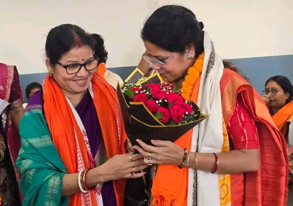 धनबाद भाजपा कार्यालय में महिला मोर्चा की बैठक, संगठन को मजबूत बनाने पर चर्चा
